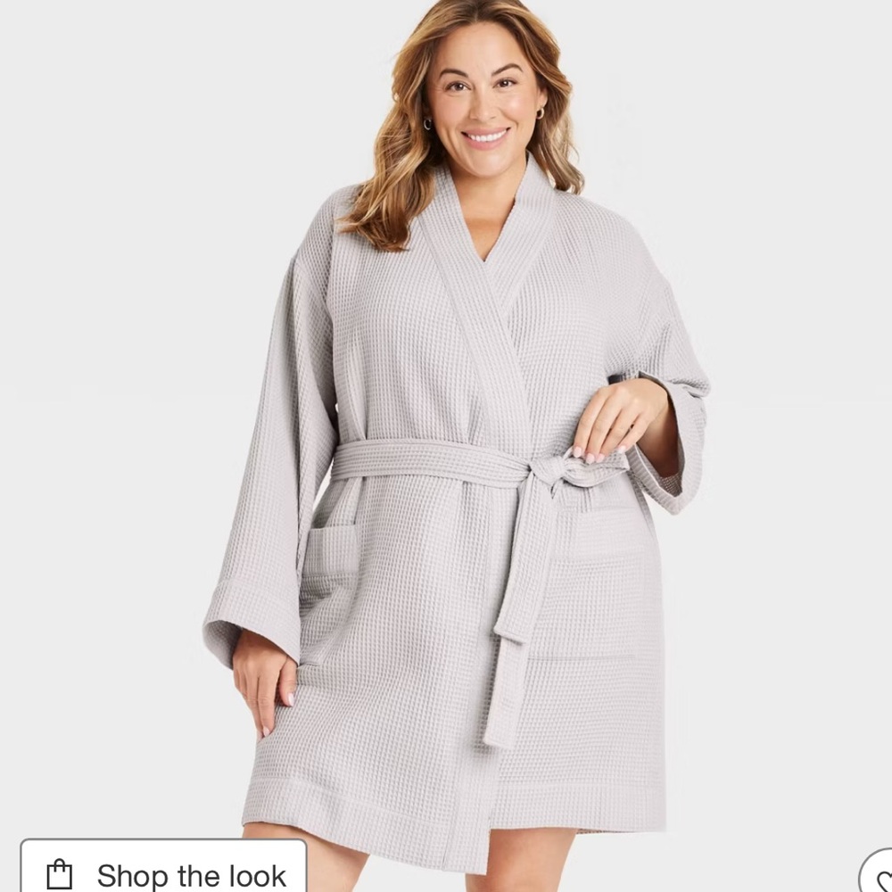 Auden soft dove Grey Waffle Robe NWOT. Spa type ROBE!